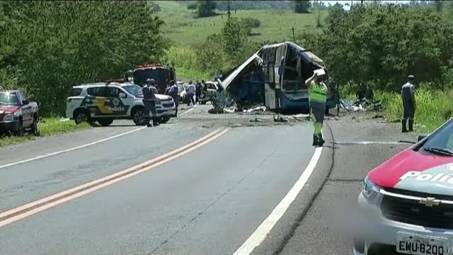 Al menos 41 muertos en un accidente de autobús en Brasil