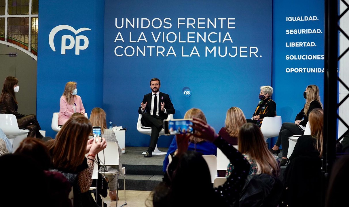 Federico a las 7: Casado pide más fondos para la "violencia de género"