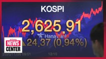 S. Korean stocks closes at record high on improved GDP forecast