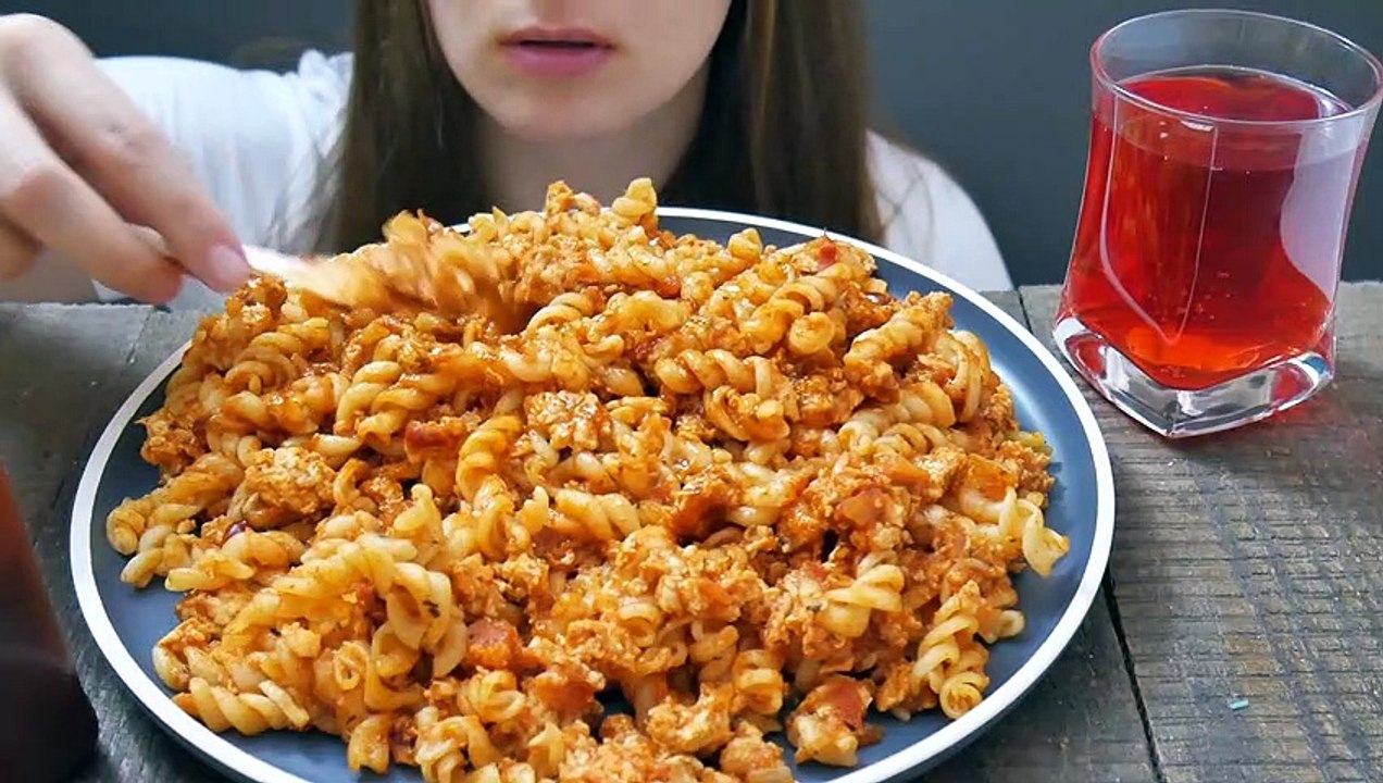 ASMR SPAGHETTI BOLOGNESE MUKBANG (Pasta and Meat Sauce)  McBang ASMR