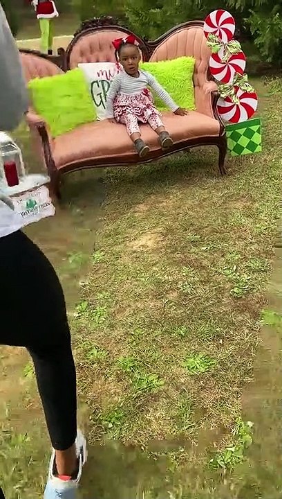 Grinch Interrupts Christmas Photo Session