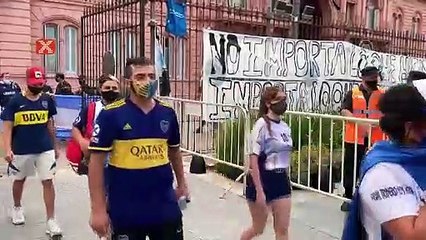 Arjantin Maradona'ya veda ediyor