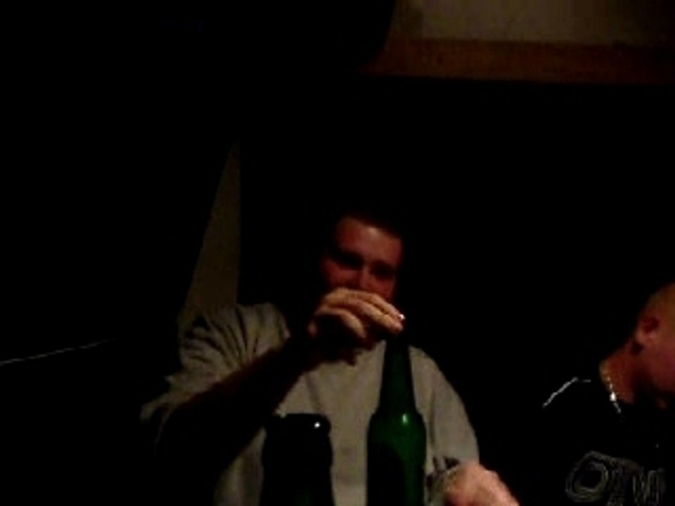 cap's avec des "ptite" cannette de heineken!!! mdr