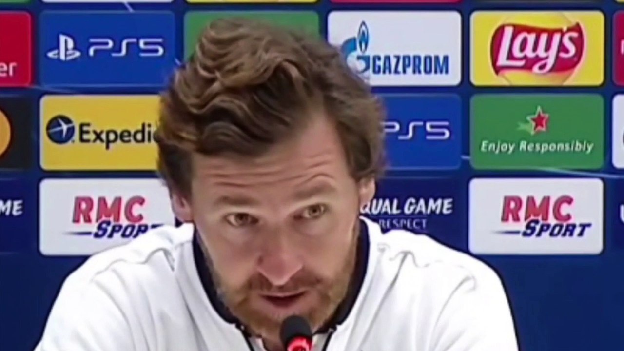 Football - Ligue des Champions - André Villas-Boas en conférence de presse après Marseille 0-2 Porto