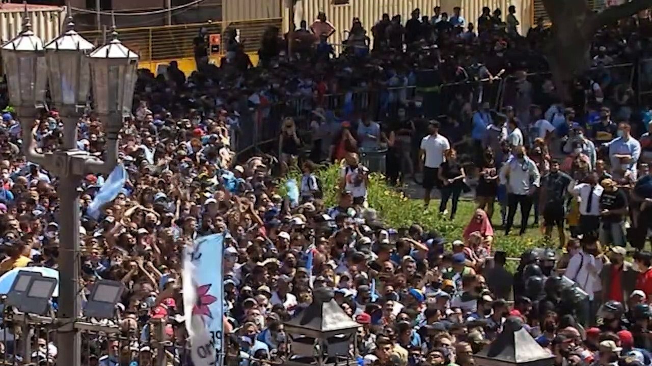 El caos en la Casa Rosada obliga a suspender el velatorio de Maradona