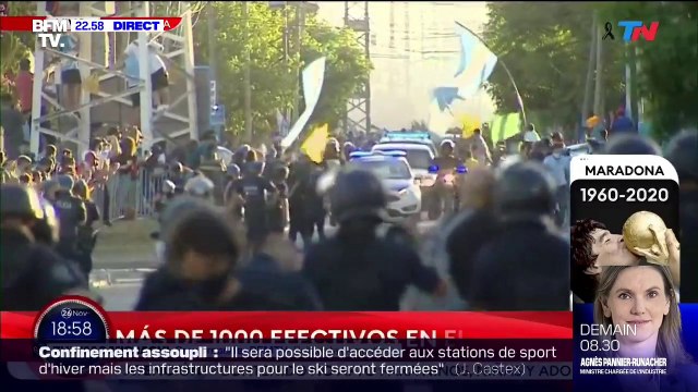 Le convoi funéraire de Diego Maradona en route vers le cimetière où il sera enterré