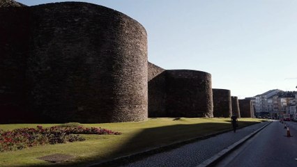 Segway Ride Around The Roman Wall of Lugo. FULLHD | 60FPS | 3D SOUND
