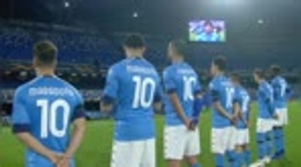 Napoli players pay tribute to Maradona