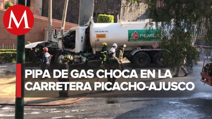 Desalojan a 500 personas tras choque de pipa en la Picacho-Ajusco