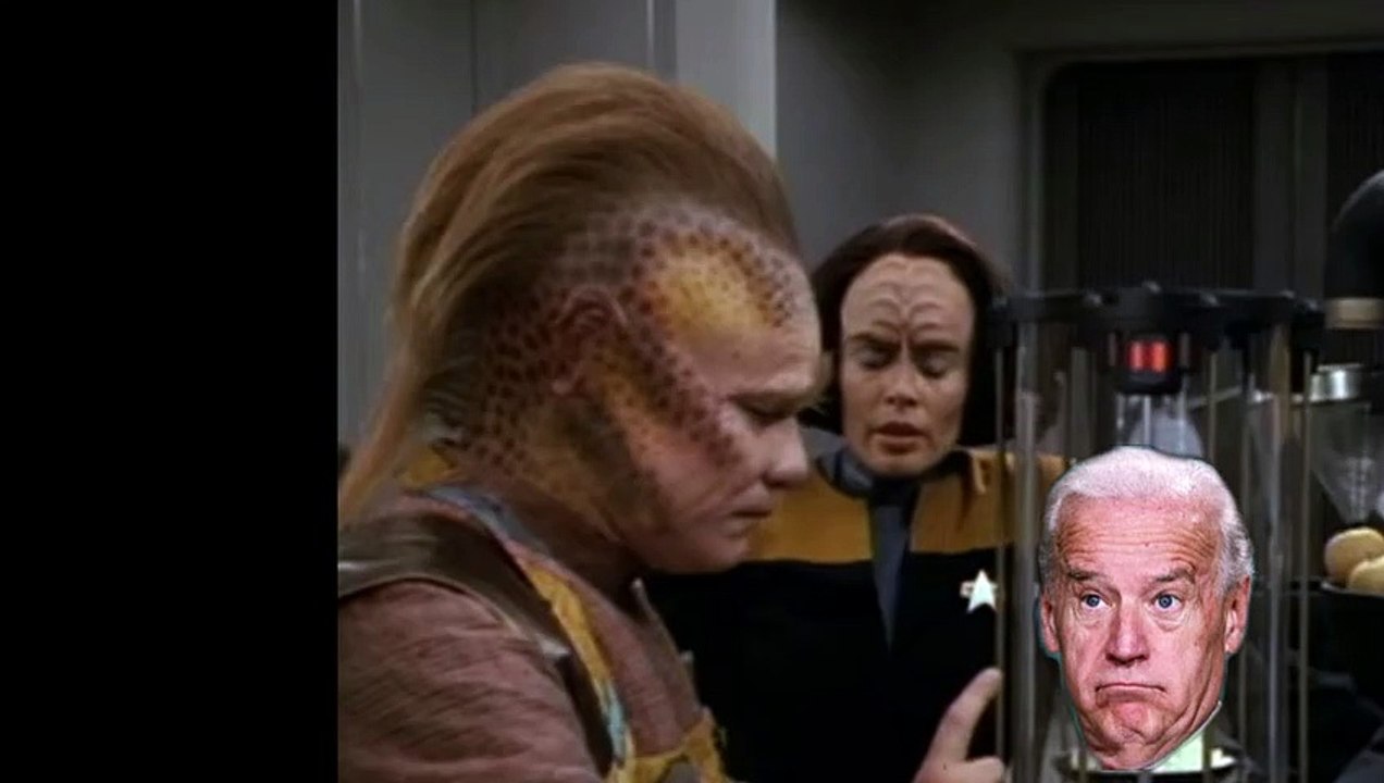 Star Trek Voyager discovers strange new creature