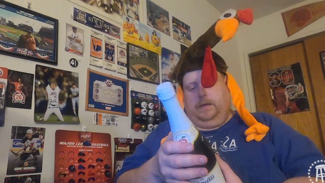 Tank's Thanksgiving Taste Test Martinelli's Sparkling Cider