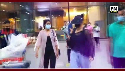Sonakshi Sinha Spotted at Airport |  FM News