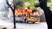 लखीमपुर खीरी: तेज रफ्तार बस ने स्कूटी सवार बच्चे को मारी टक्कर, मौके पर मौत, भीड़ ने बस में लगाई आग