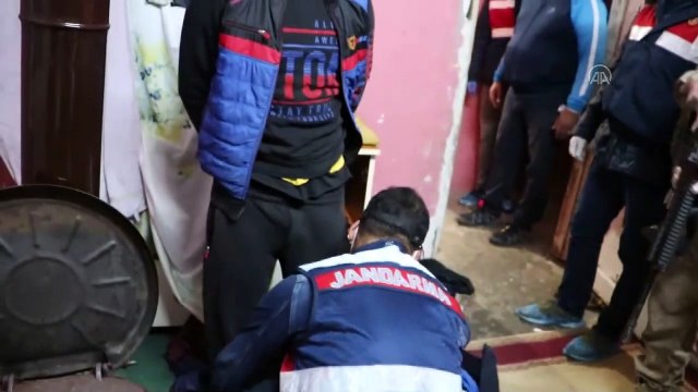 MERSİN - Terör örgütü PKK/KCK'ya yönelik operasyonda 4 zanlı yakalandı