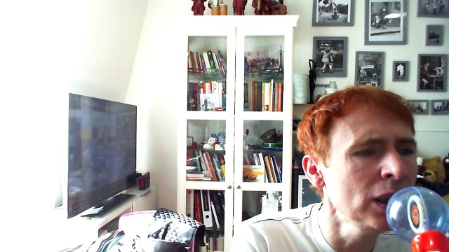 Wiwi égratigne dreaming the same dream