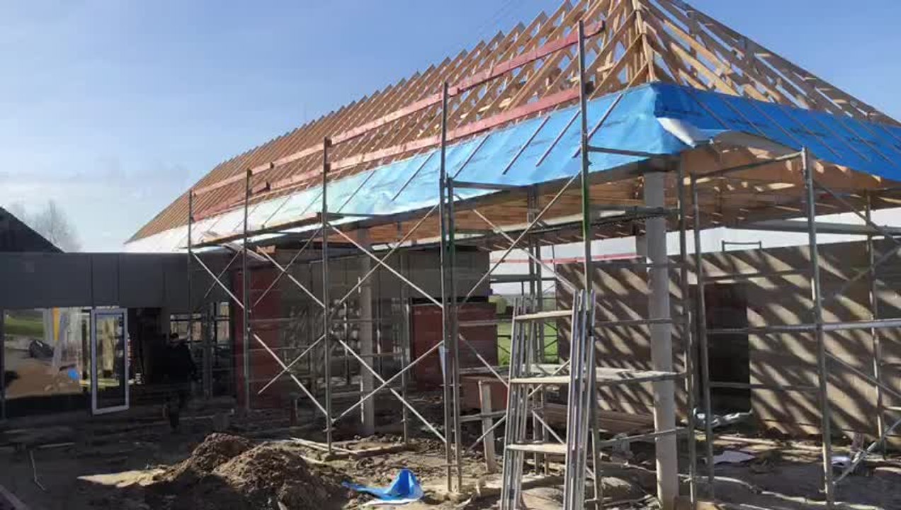 Frasnes lez anvaing renovation ecole