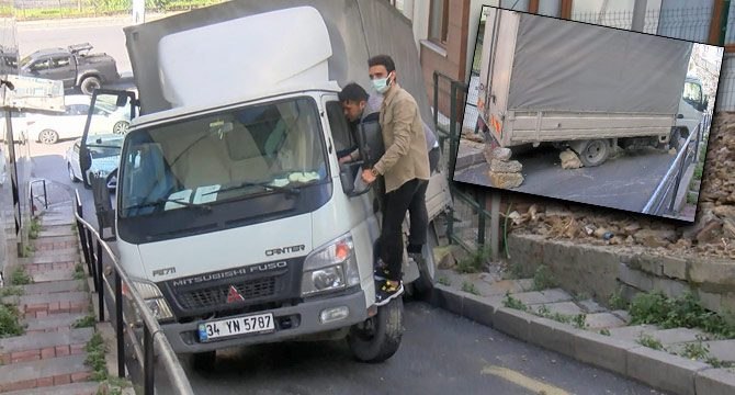 Yokuştan kayarak kaldırıma çıkan kamyonete vatandaş önlemi