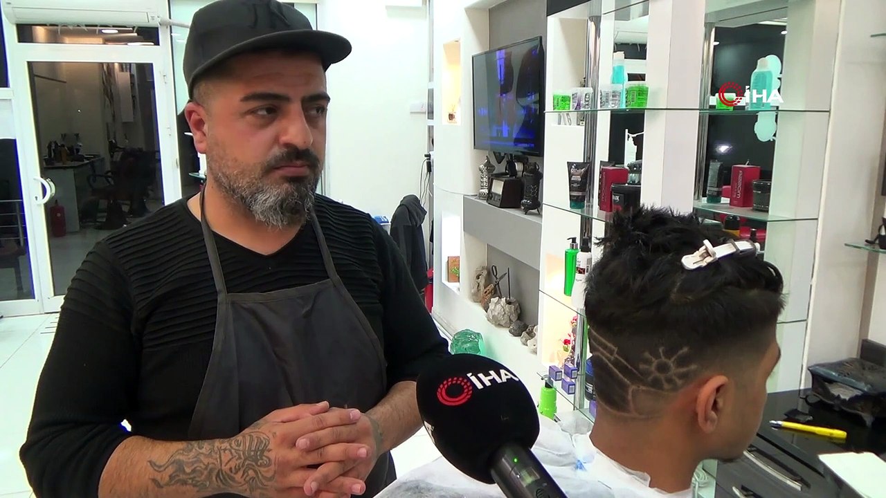 Diyarbakırlı Berber Gündemdeki Konuları Saça Resmediyor