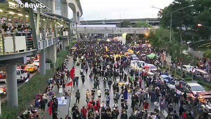 Gelbe Gummi-Enten: Symbol der Proteste für mehr Demokratie inThailand