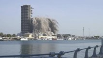 Rápida demolición de 144 pisos en 4 torres en Emiratos Arabes con una explosión controlada