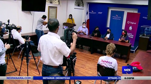 Donación de insumos médicos por la organización Héroes de Blanco - Nex Noticias