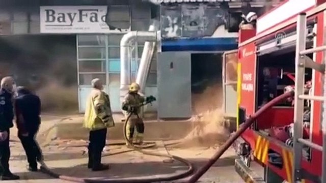 BURSA - Mobilya fabrikasında çıkan yangın söndürüldü
