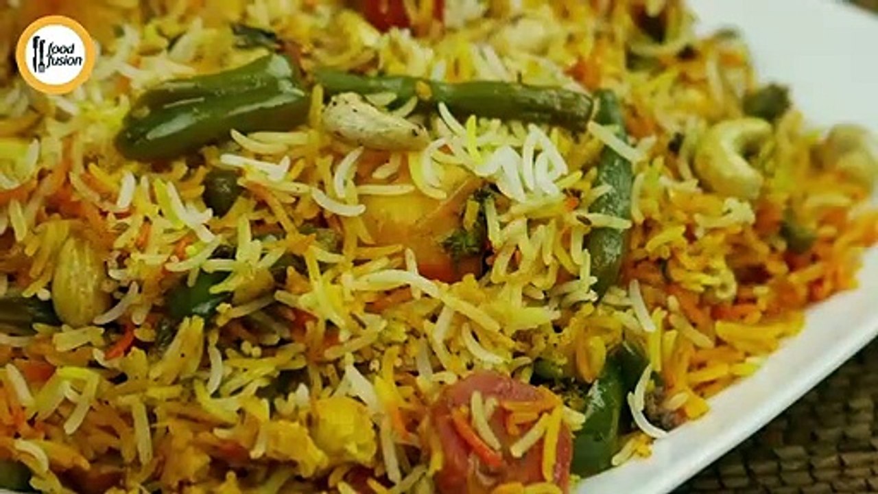 20.Vegetable Handi Briyani Recipe By Food Fusion