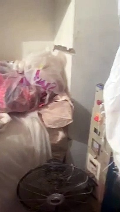 नकली गुटखा व सुपारी की फैक्ट्री पकड़ी, 68 कट्टों में भरा गुटखा जब्त