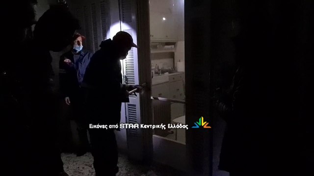 Έσωσαν τη γιαγιά που ήταν πεσμένη 12 ώρες μέσα στο σπίτι της