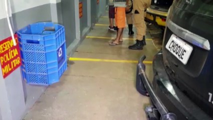 Adolescente é apreendido ao oferecer droga a policial