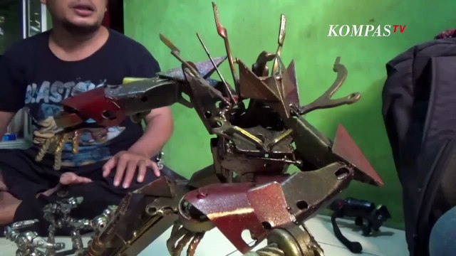 Miniatur Robot dari Limbah Logam Bekas