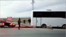 MERSİN - Polisleri taşıyan midibüs devrildi: 1 şehit, 4 yaralı