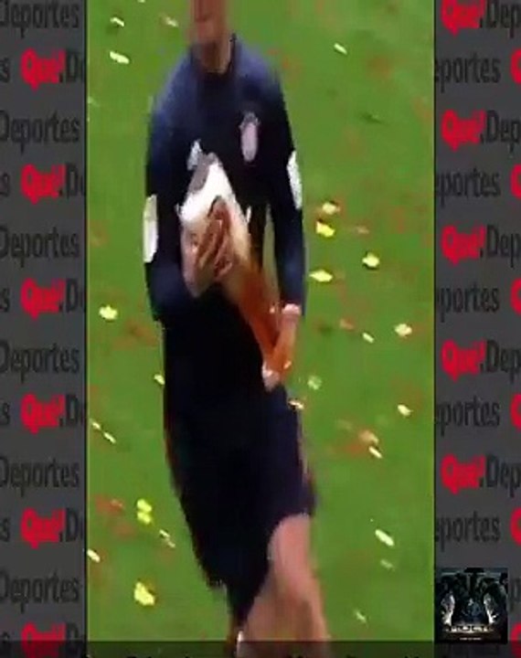 Guardiola y la cerveza ¡No se llevan bien! - Merca2tv...