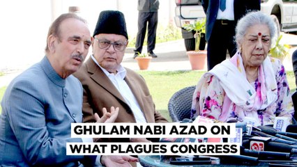 Ghulam Nabi Azad Gives 'Clean Chit' To Gandhis, Slams '5-Star Culture' In Congress
