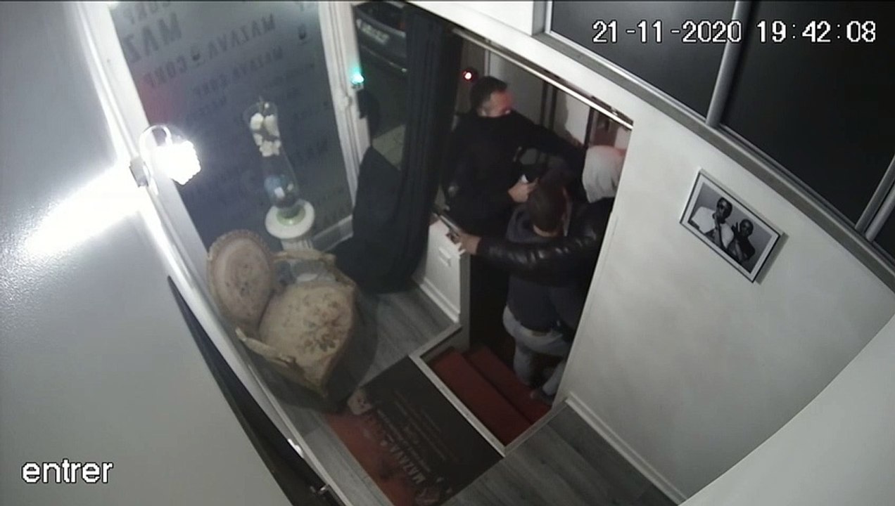 Macron 'schockiert' über Bilder von Polizeigewalt gegen Schwarzen