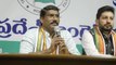 GHMC Elections 2020 : Bandi Sanjay VS KTR Comments పై భగ్గుమన్న కాంగ్రెస్ సీనియర్ నేత...!!