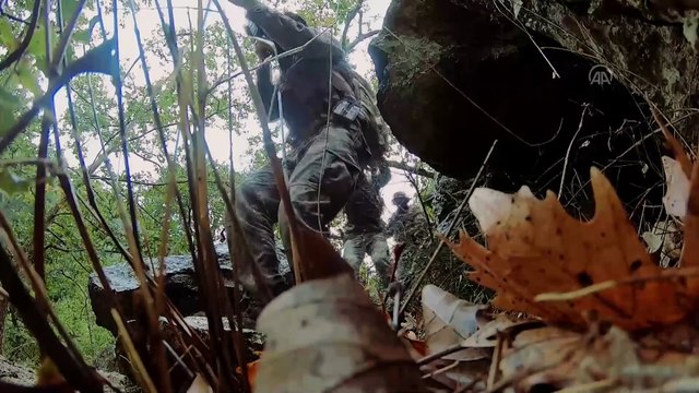 ANKARA - Polis özel harekatın MAK timi geride can bırakmamak için zorlu eğitimden geçiyor