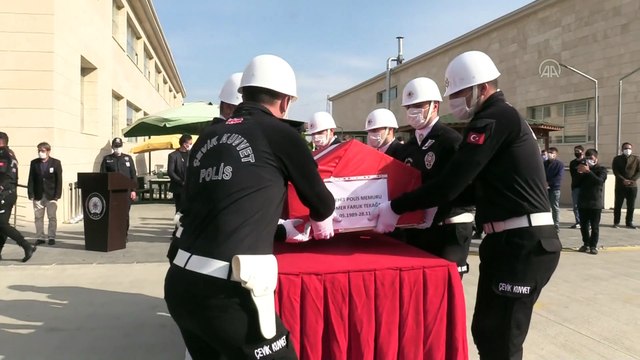 MERSİN - Trafik kazasında şehit olan polis memuru Tekağaç için tören düzenlendi
