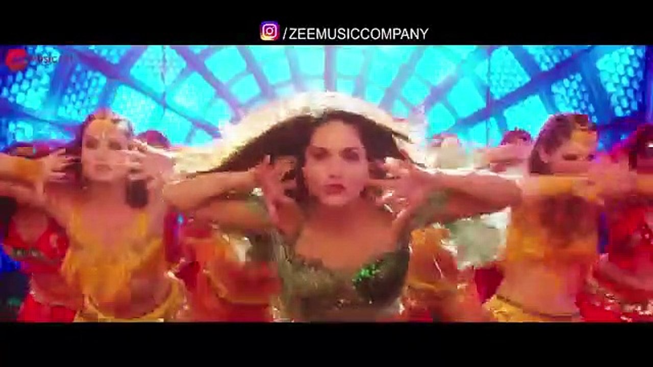 Sunny_Leone_-_Lovely_Accident_-_Official_Music_Video__Taposh_,_Krushna__JAM8(360p)