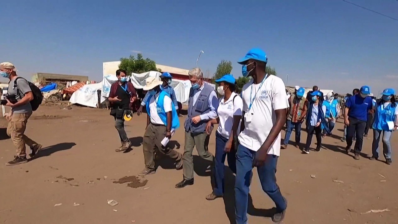 È un fiume di rifugiati quello che dall'Etiopia si riversa in Sudan. Acnur chiede corridoi umanitari