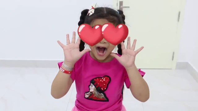 Suri and Annie Pretend Play Professions - Kids Chooses New Profession Careers - Kids videos