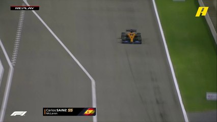 خلل مفاجئ في سيارة ساينز يفقده السيطرة عليها ويتسبب في إيقاف التجارب التأهيلية