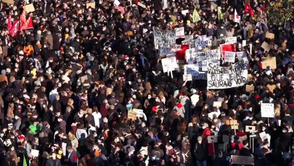 Nach Schockvideo: Mehr als 130.000 protestieren gegen Polizeigewalt