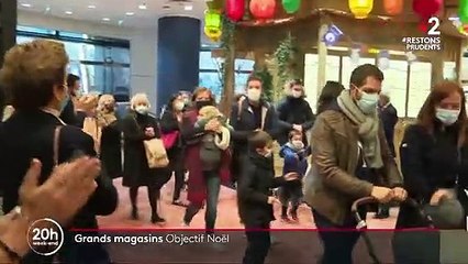 Grands magasins : aux Galeries Lafayette, la magie de Noël est de retour