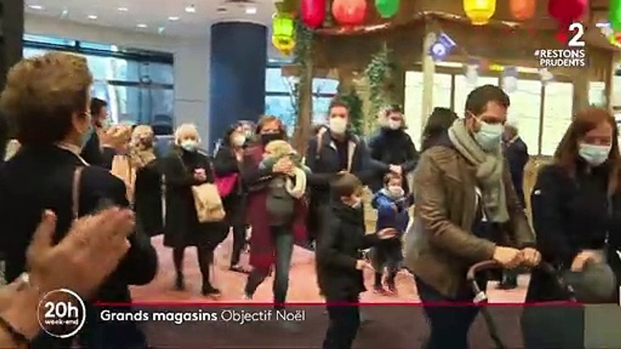 Grands magasins : aux Galeries Lafayette, la magie de Noël est de retour