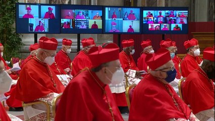 Novos cardeais de Francisco visitam Bento XVI