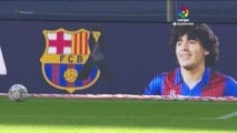 Barcelone - L'émouvante minute de silence en hommage à Maradona