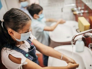 Umfrage: Jedem dritten Kind graut es vor dem Schulklo