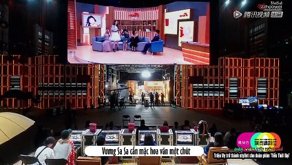 #DiễnViênMờiVàoChỗ2 [Đặc sắc ngoài lề] Triệu Vy biến thành Stylist, đổi phục trang cho đoàn phim "Tiểu Thời Đại"