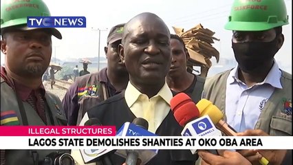 Скачать видео: Lagos State government demolishes shanties at Oko Oba area